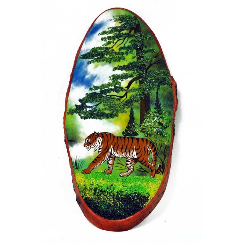 Картина "Тигр" на срезе дерева